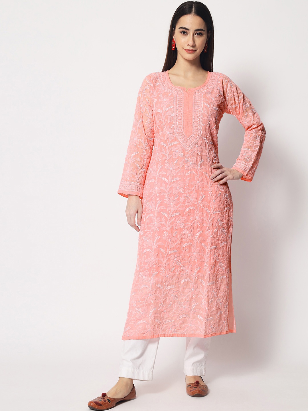 

PARAMOUNT CHIKAN Chikankari Embroidered Round Neck Long Sleeves Kurta, Peach