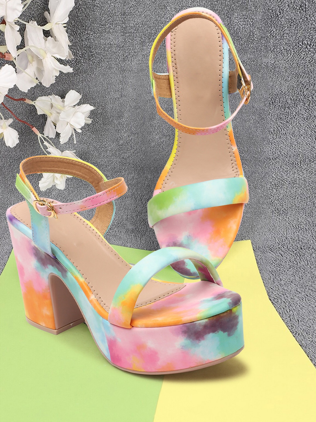 

FEET RUNNER Platform Heels, Blue