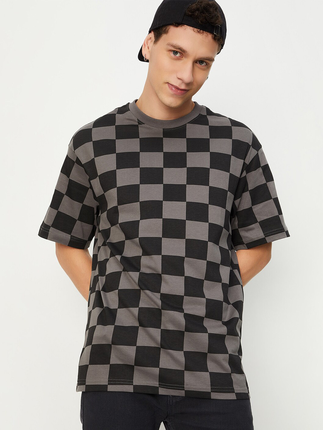 

max Checked Drop-Shoulder Pure Cotton T-shirt, Black