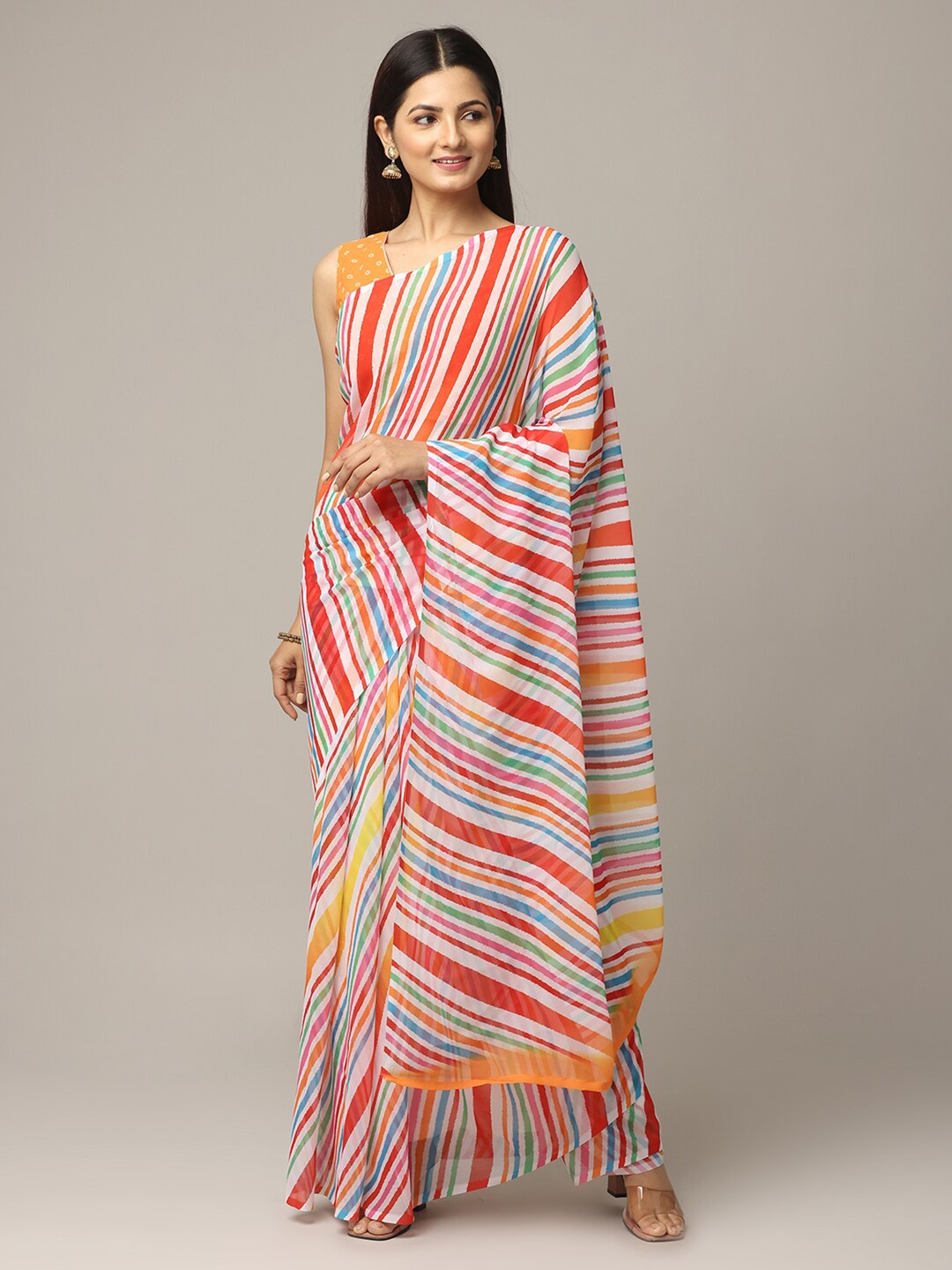 

VASTRANAND Striped Georgette Leheriya Saree, White