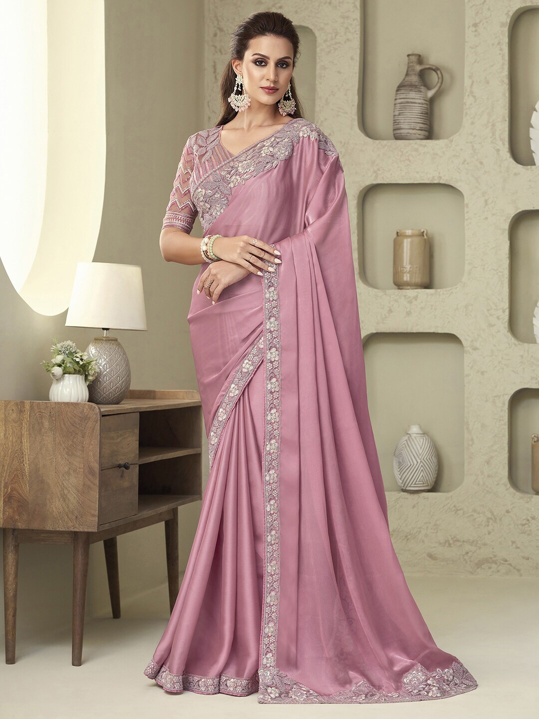 

Mitera Mauve Embroidered Poly Georgette Saree