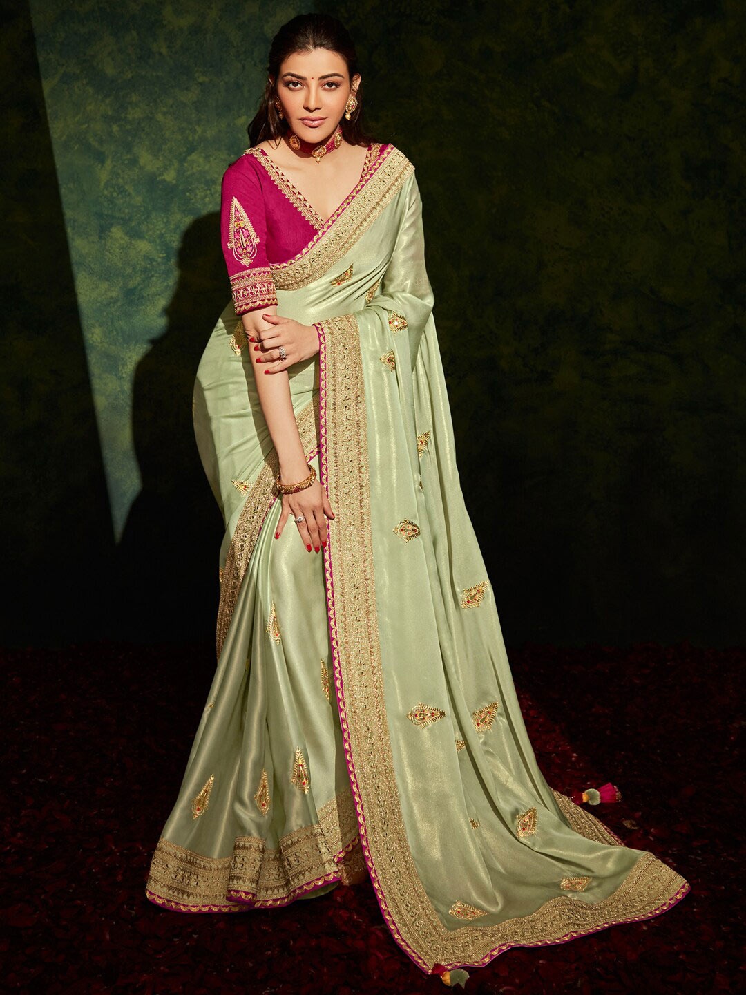 

Mitera Pink & Green Floral Embellished Embroidered Poly Georgette Saree