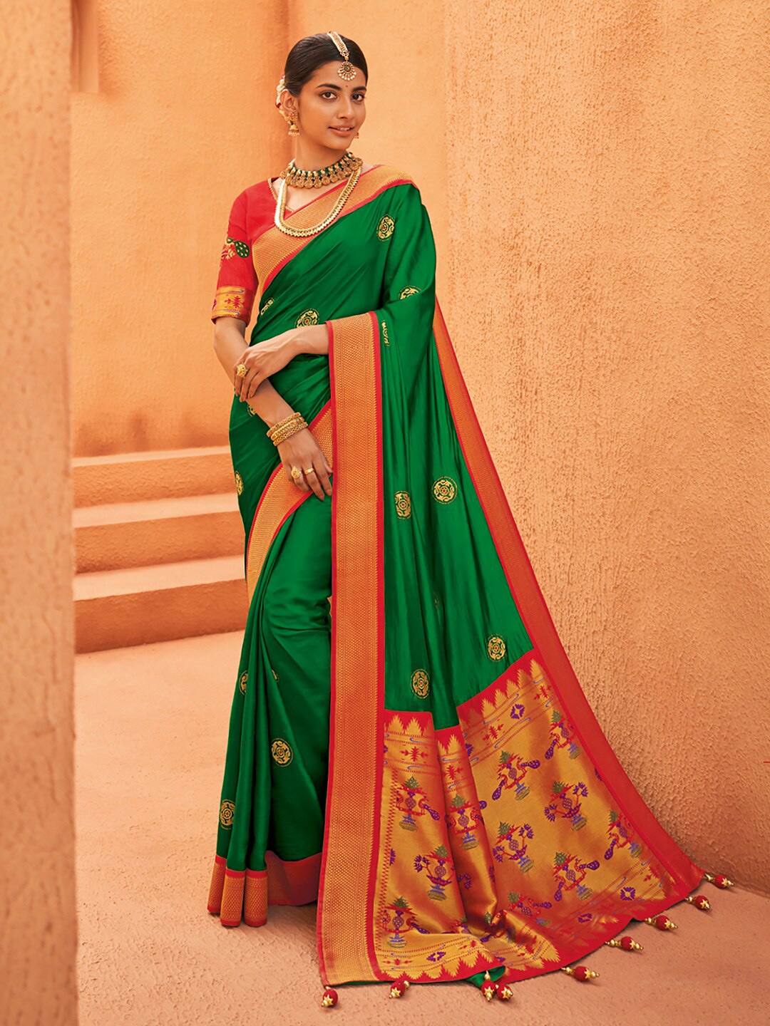 

Mitera Green & Red Ethnic Motifs Embellished Zari Silk Blend Paithani Saree