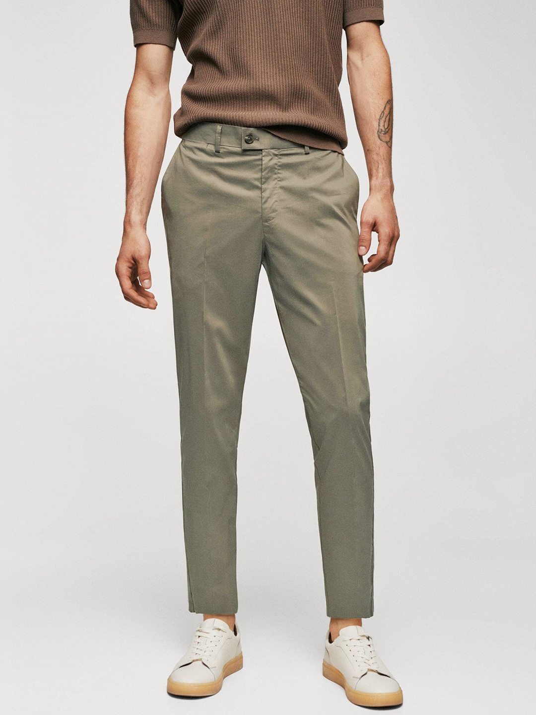 

MANGO MAN Solid Trousers, Olive