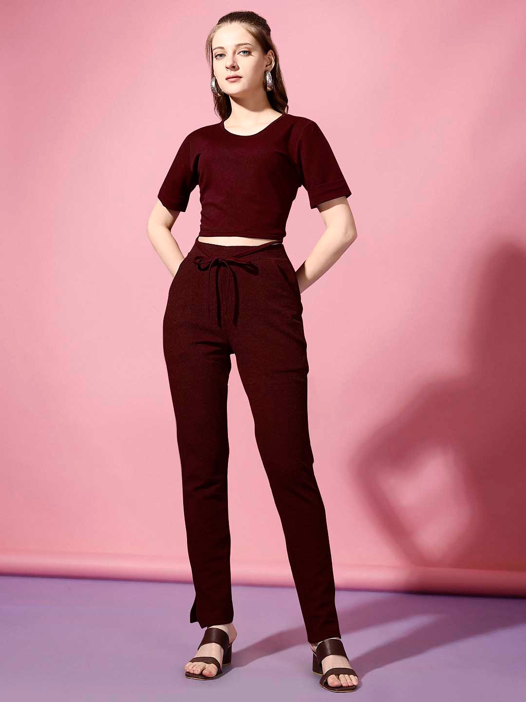 

WESTHOOD Crop Top With Trousers, Maroon