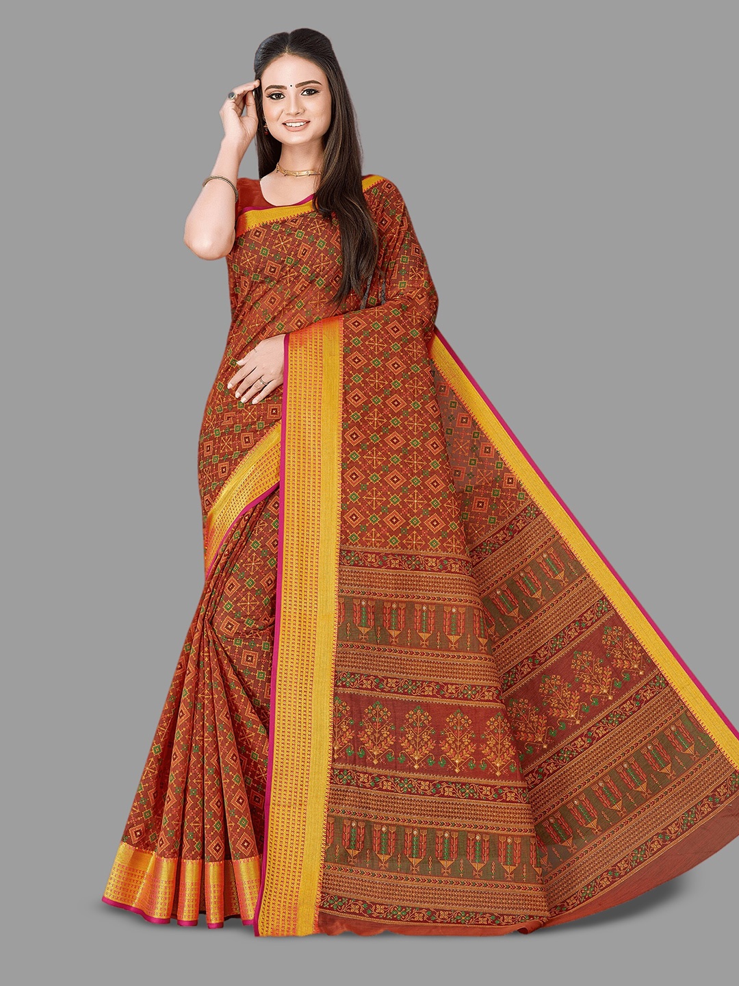 

HASRI Geometric Printed Zari Gadwal Saree, Orange