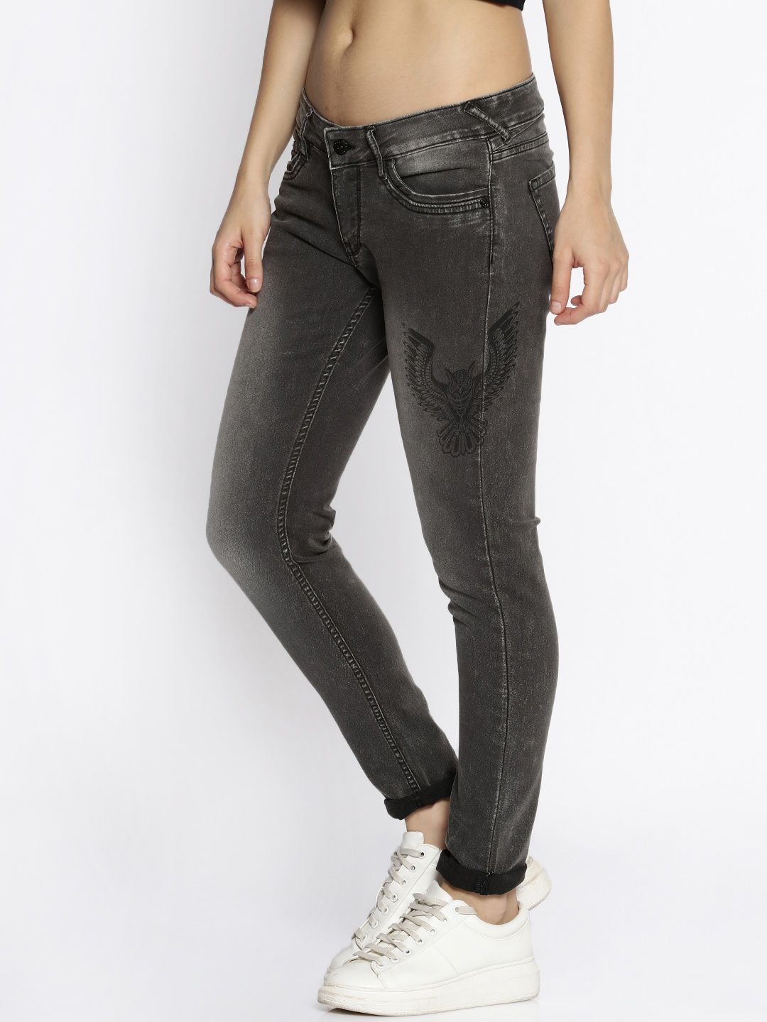 

Pepe Jeans Women Black Regular Fit Mid-Rise Clean Look Stretchable Jeans