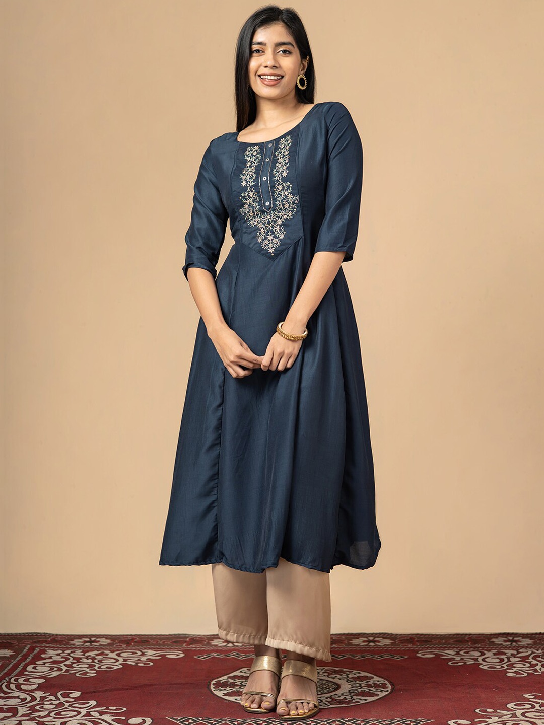 

Maybell Floral Embroidered Thread Work Anarkali Kurta, Navy blue