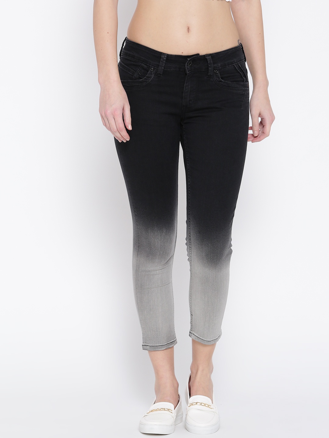 

Pepe Jeans Women Black Mid-Rise Clean Look Washed Stretchable Cropped Jeans