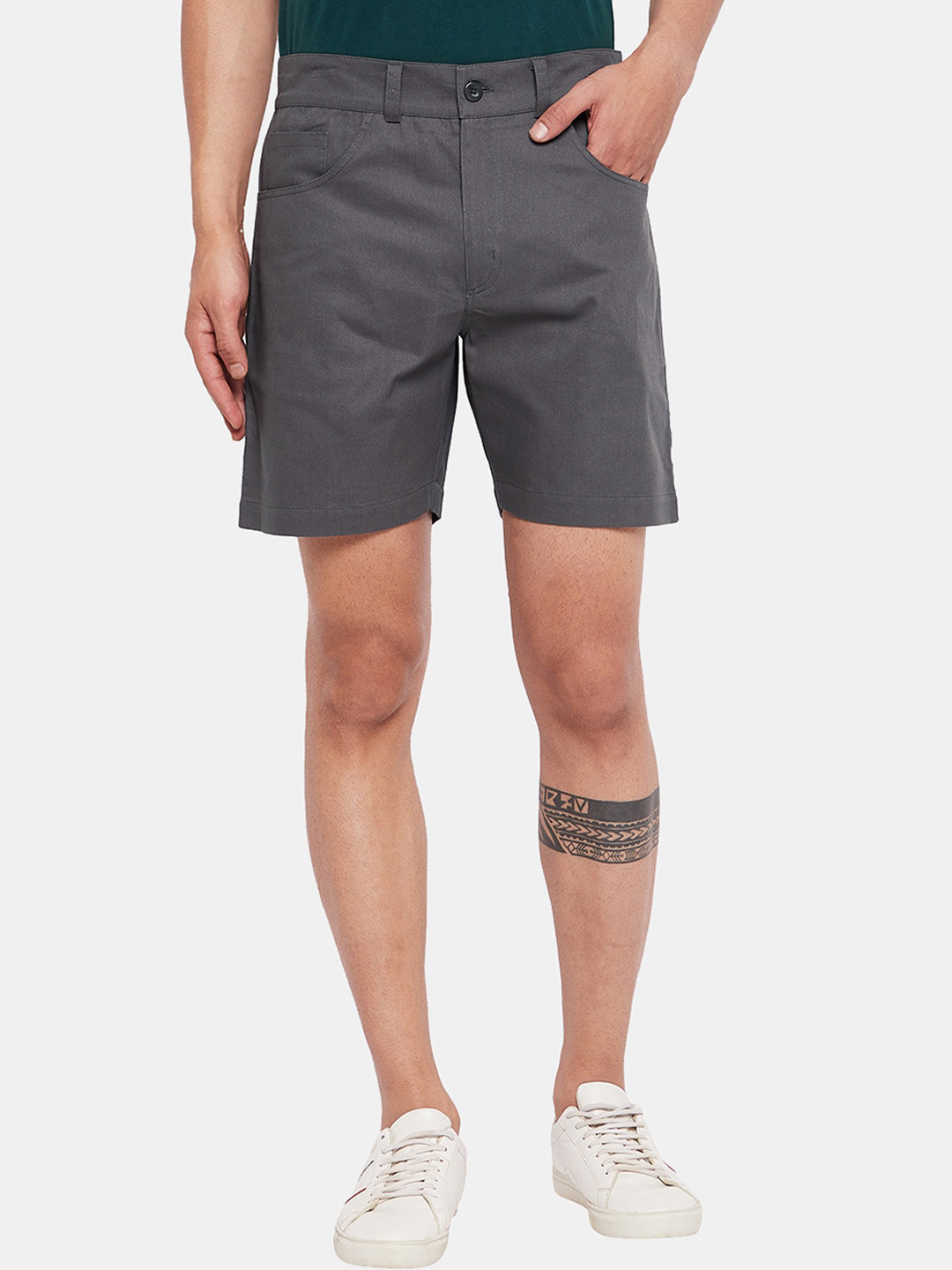 

CHILL WINSTON Men Mid Rise Cotton Chino Shorts, Grey