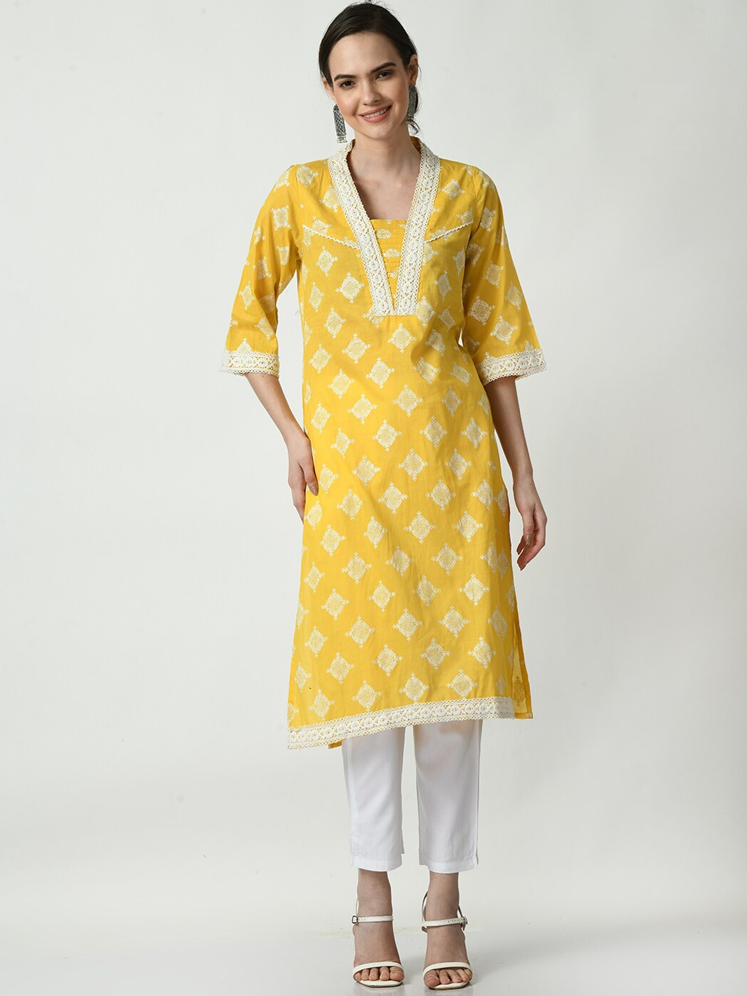 

Myshka Ethnic Motifs Printed Regular Pure Cotton Kurta with Trousers, Yellow