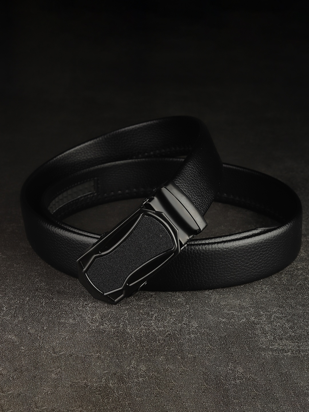 

Zacharias Men Slim Belt, Black