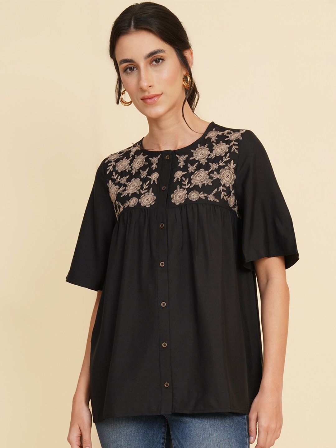 

HOUSE OF KKARMA Black Floral Flared Sleeve Indigo Top