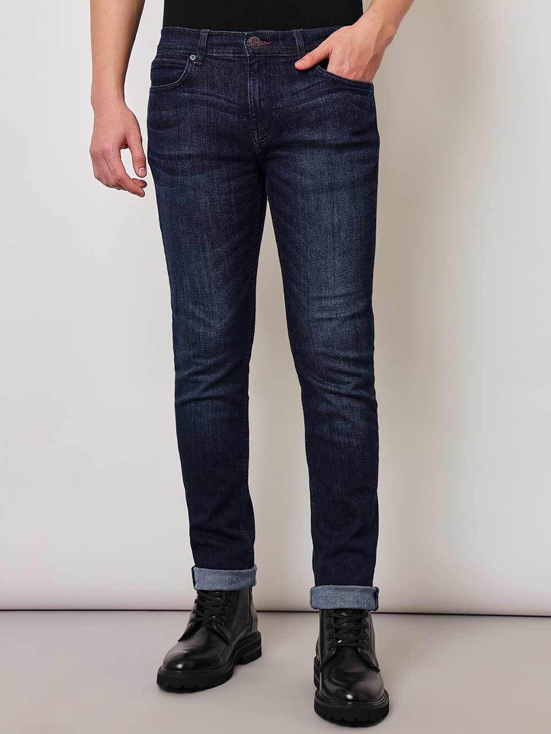 

Lee Men Slim Fit Clean Look Light Fade Stretchable Jeans, Blue