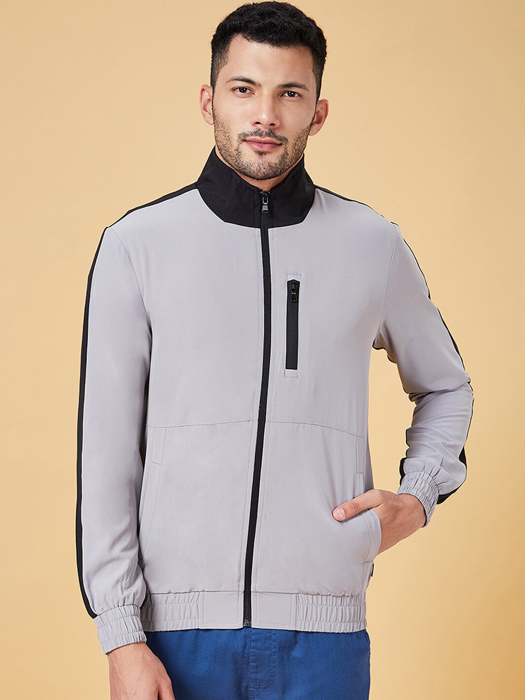 

Urban Ranger by pantaloons Colourblocked Stand Collar Open Front Jacket, Grey