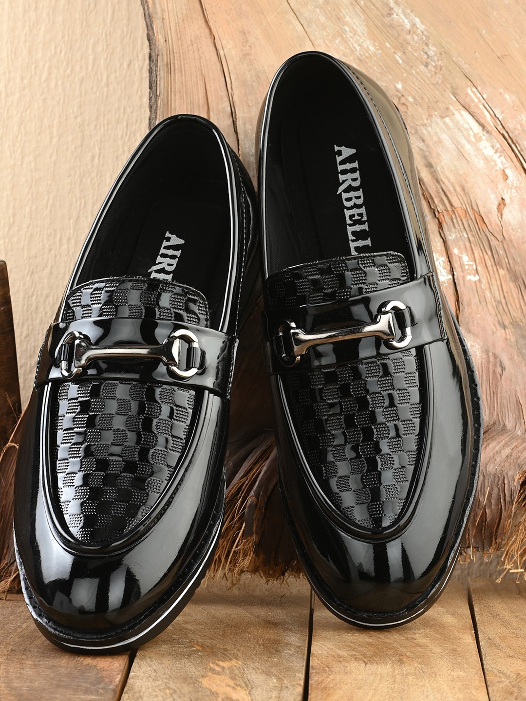 

AIRBELL Men Textured Horsebit Loafers, Black