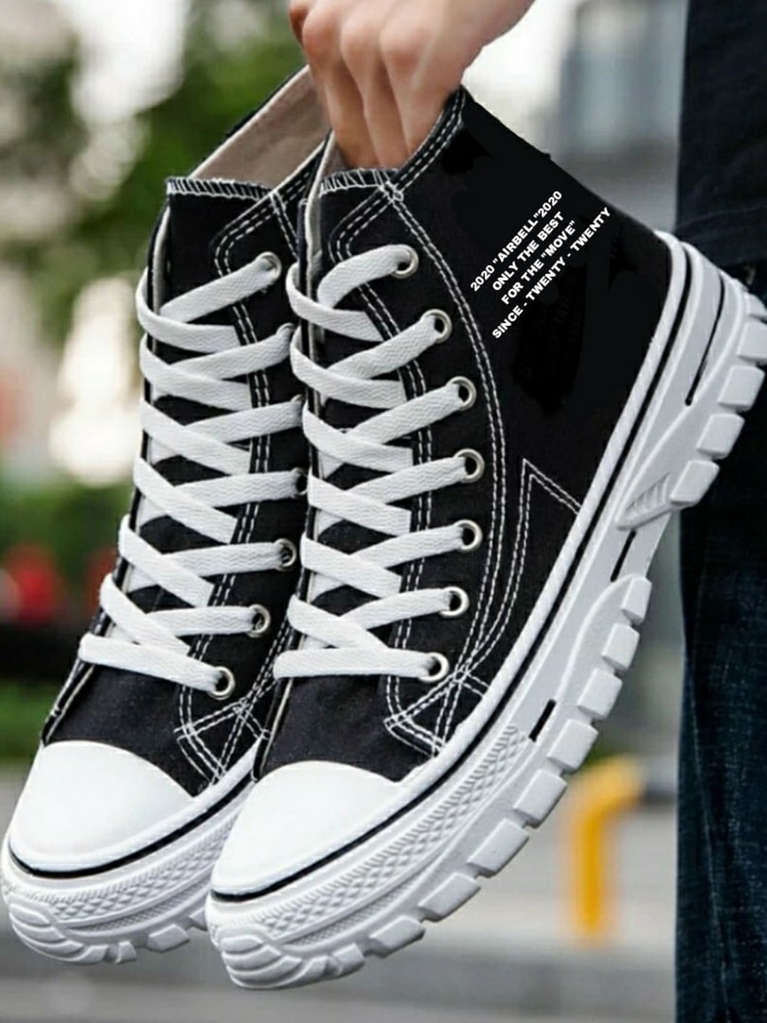 

AIRBELL Men Colourblocked Mesh Lace-Ups Sneakers, Black