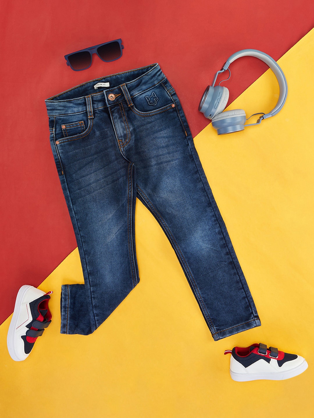 

Pantaloons Junior Boys Mid-Rise Heavy Fade Clean Look Stretchable Jeans, Blue