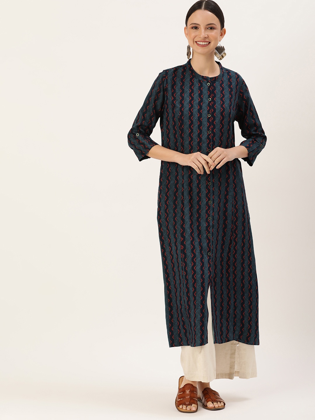 

AMUKTI Chevron Printed Band Collar Kurta, Navy blue