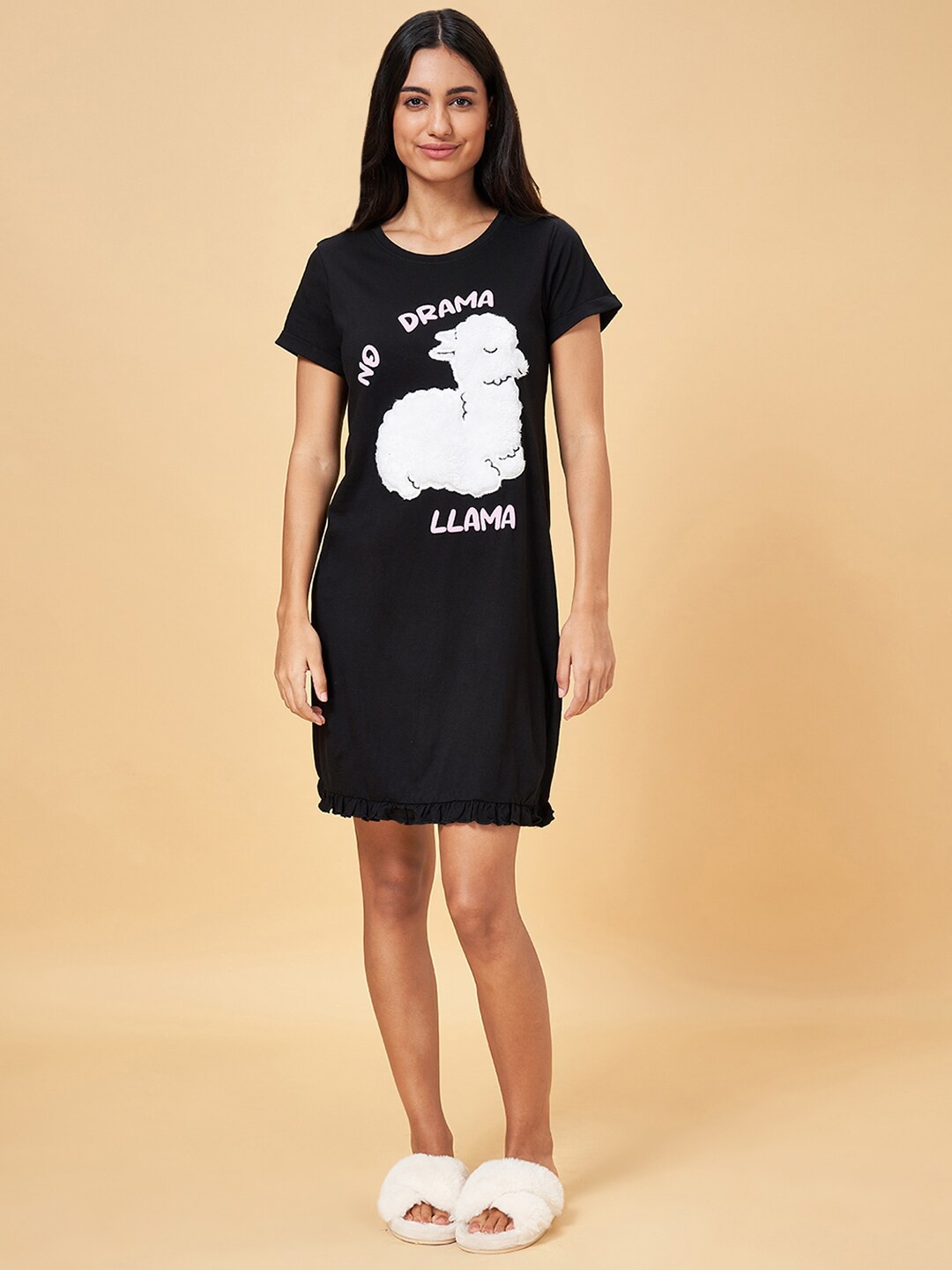 

Dreamz by Pantaloons Graphic Printed Pure Cotton Nightdress, Black