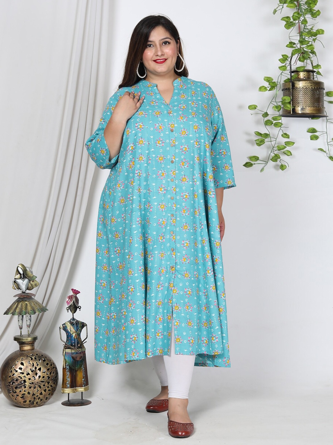

Swasti Plus Size Floral Printed A-Line Kurta, Blue