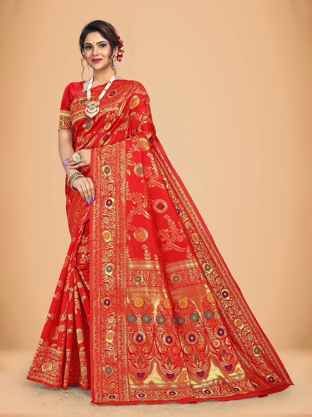 

Rivana Ethnic Motifs Woven Design Zari Silk Blend Banarasi Saree, Red