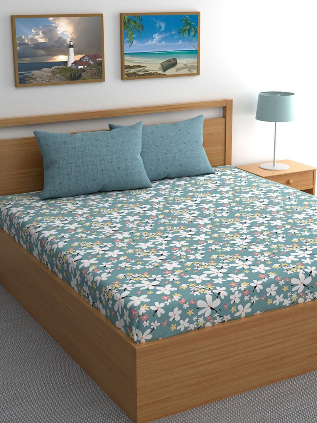 

DECOMIZER Blue & White Floral 210 TC King Bedsheet with 2 Pillow Covers