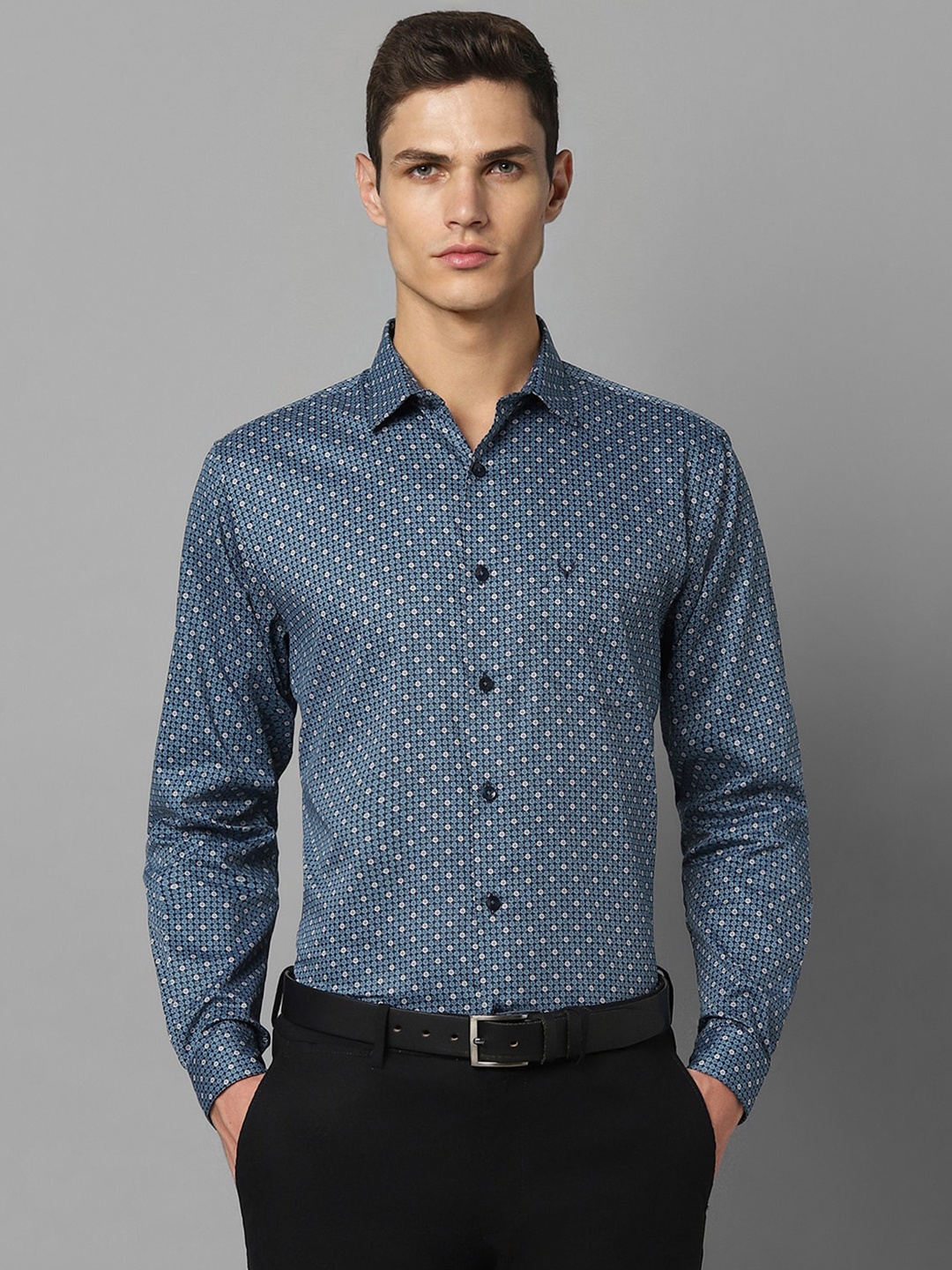 

Allen Solly Slim Fit Micro Ditsy Printed Pure Cotton Formal Shirt, Blue