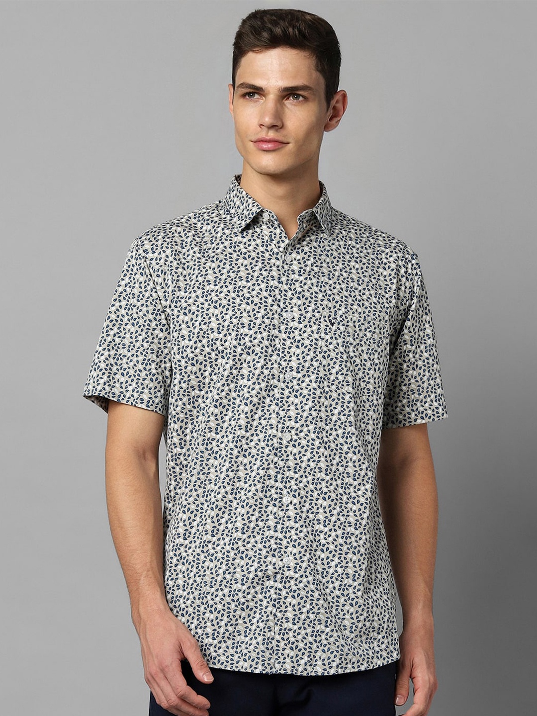 

Allen Solly Slim Fit Floral Printed Pure Cotton Casual Shirt, Grey