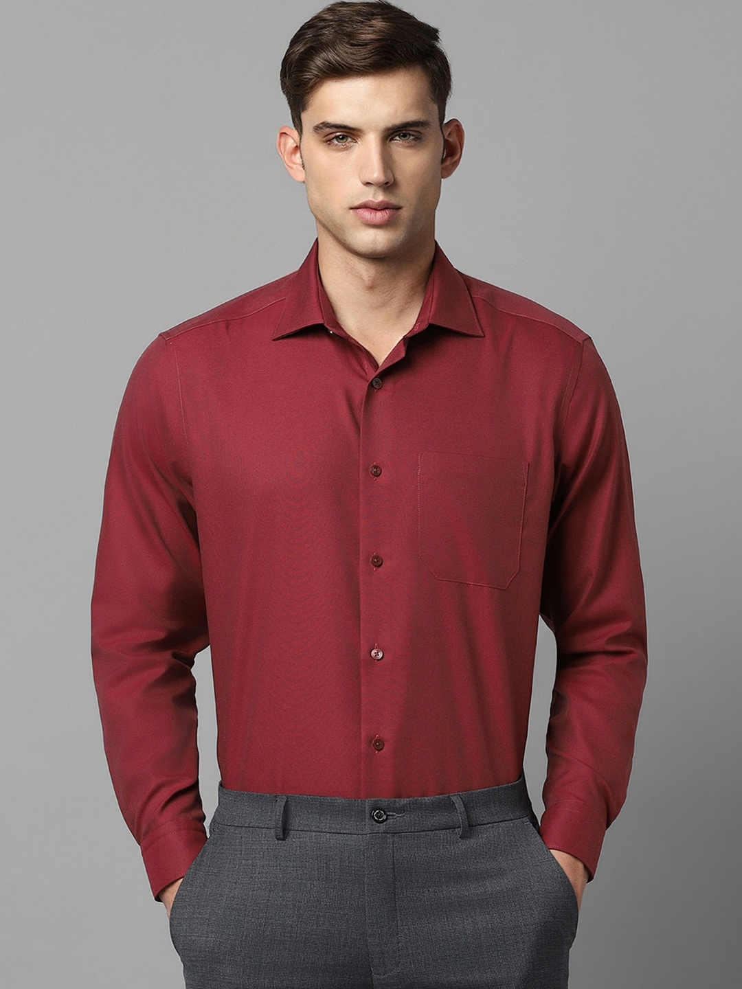 

Louis Philippe Classic Regular Fit Spread Collar Long Sleeves Cotton Formal Shirt, Maroon