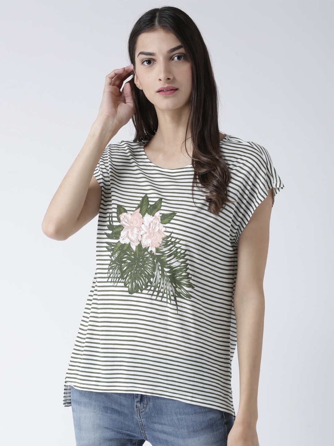 

109F Floral Printed Extended Sleeves Casual T-shirt, White