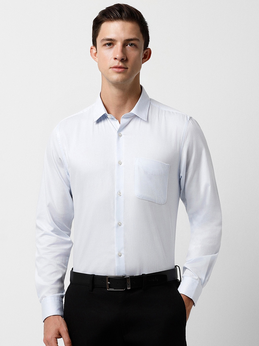 

Peter England Slim Fit Spread Collar Formal Shirt, White