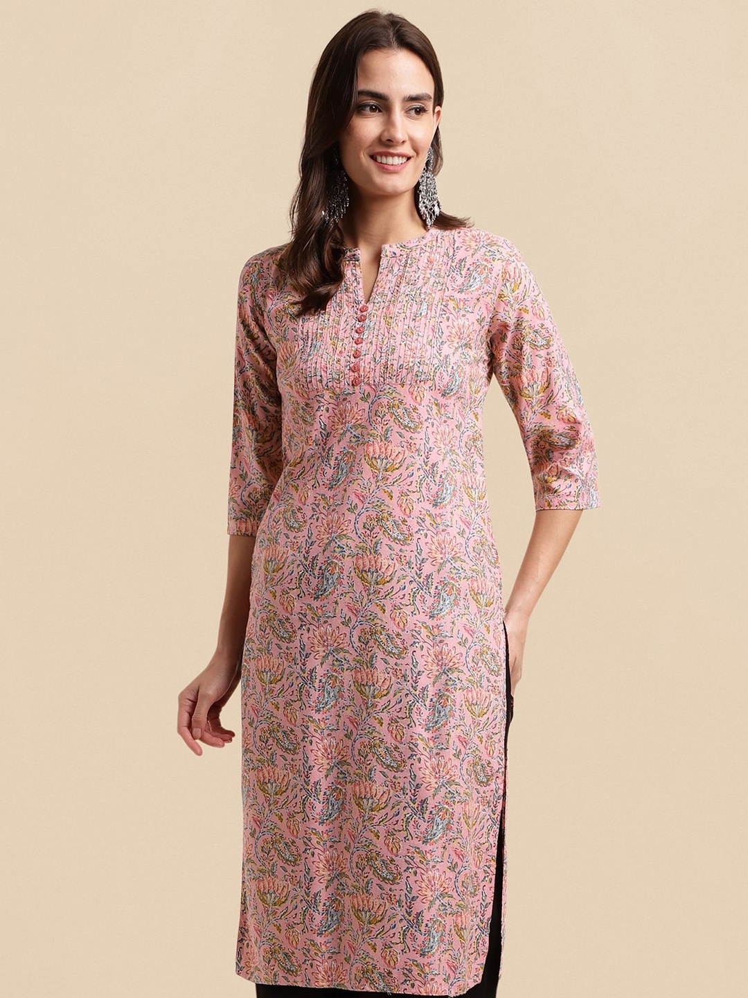 

MIRCHI FASHION Pink Floral Printed Mandarin Collar Straight Kurta