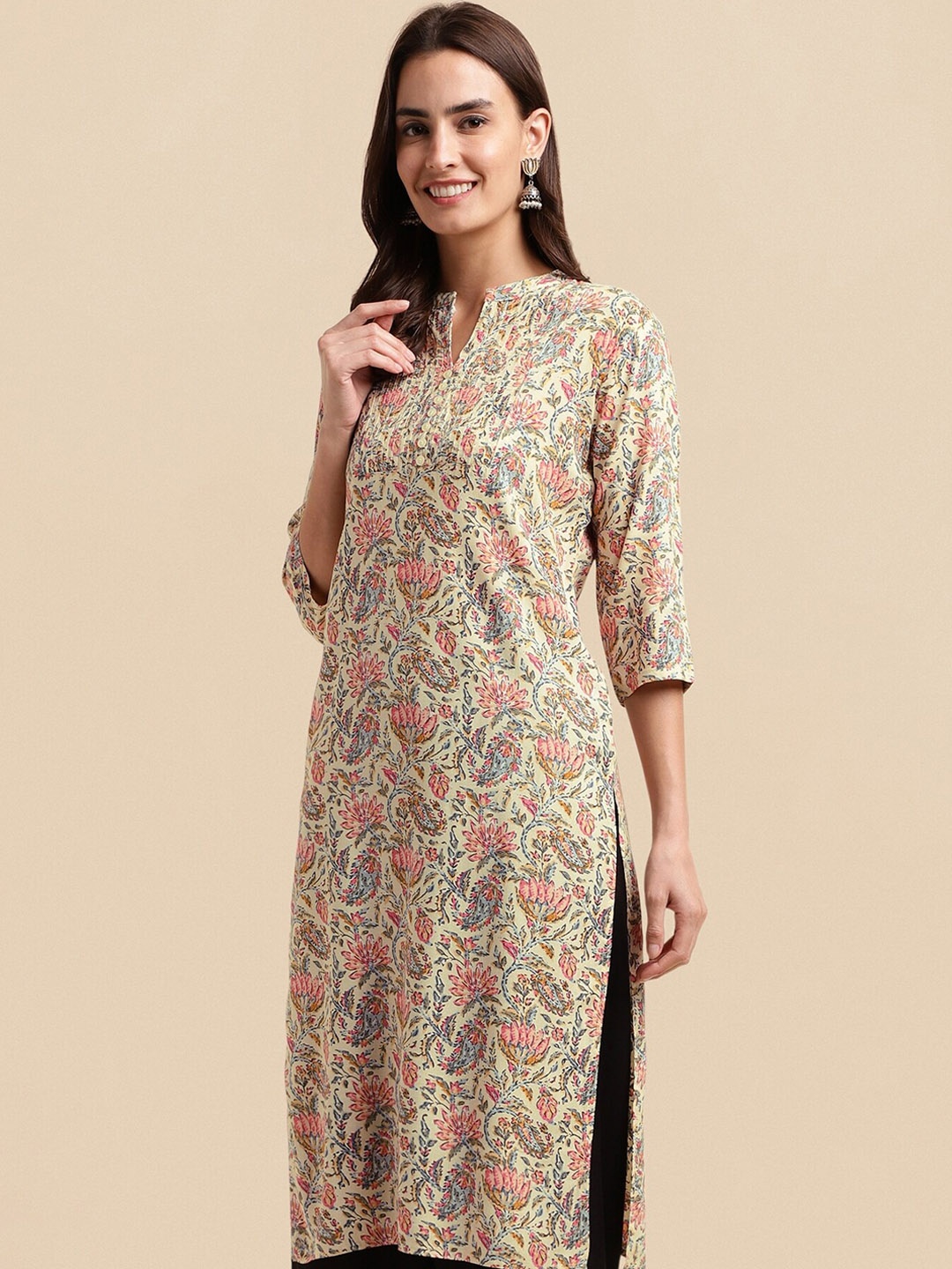 

KALINI Cream-Coloured & Pink Floral Printed Pleated Straight Kurta