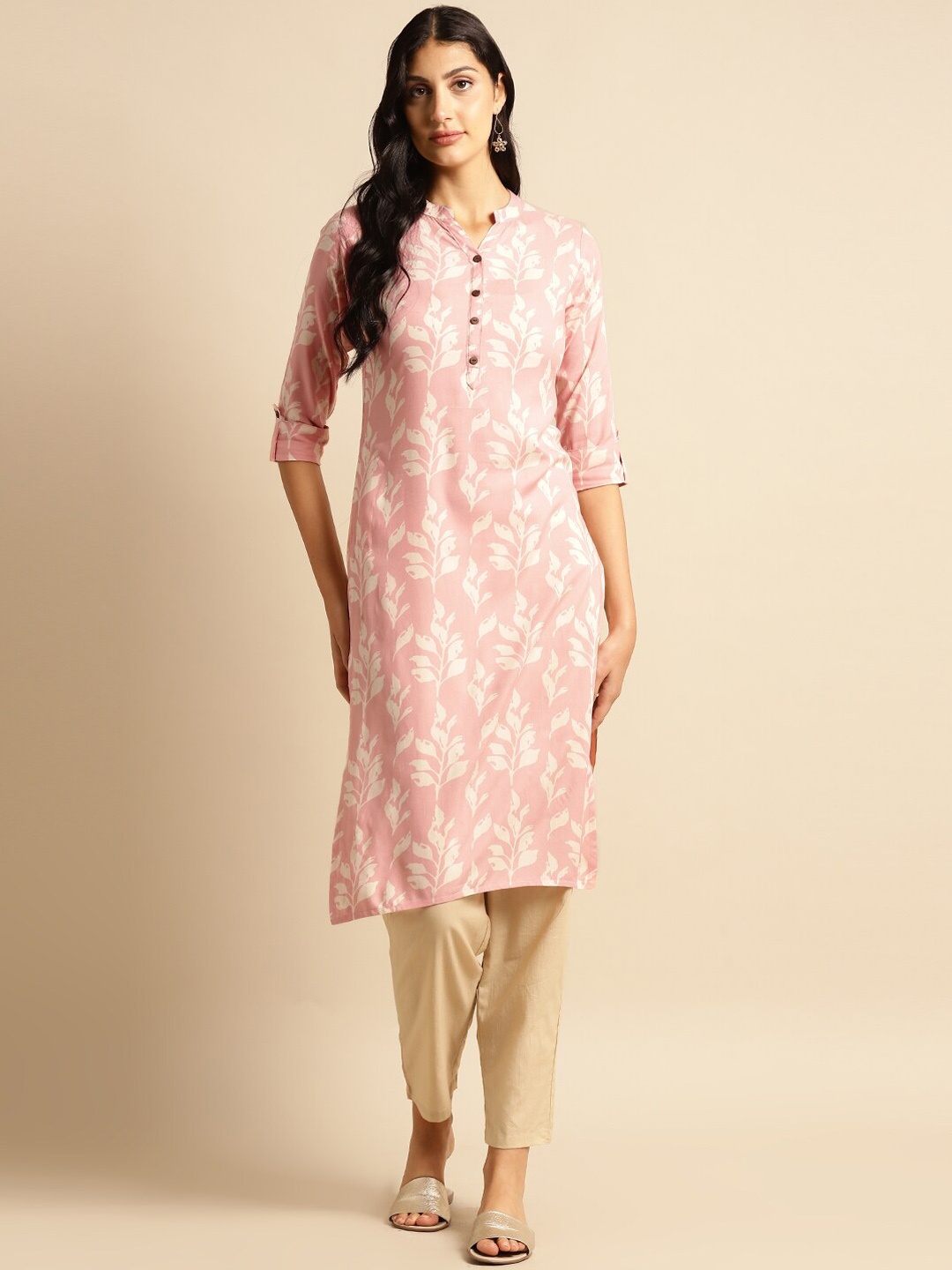 

Sangria Floral Printed Cotton Straight Kurta, Peach