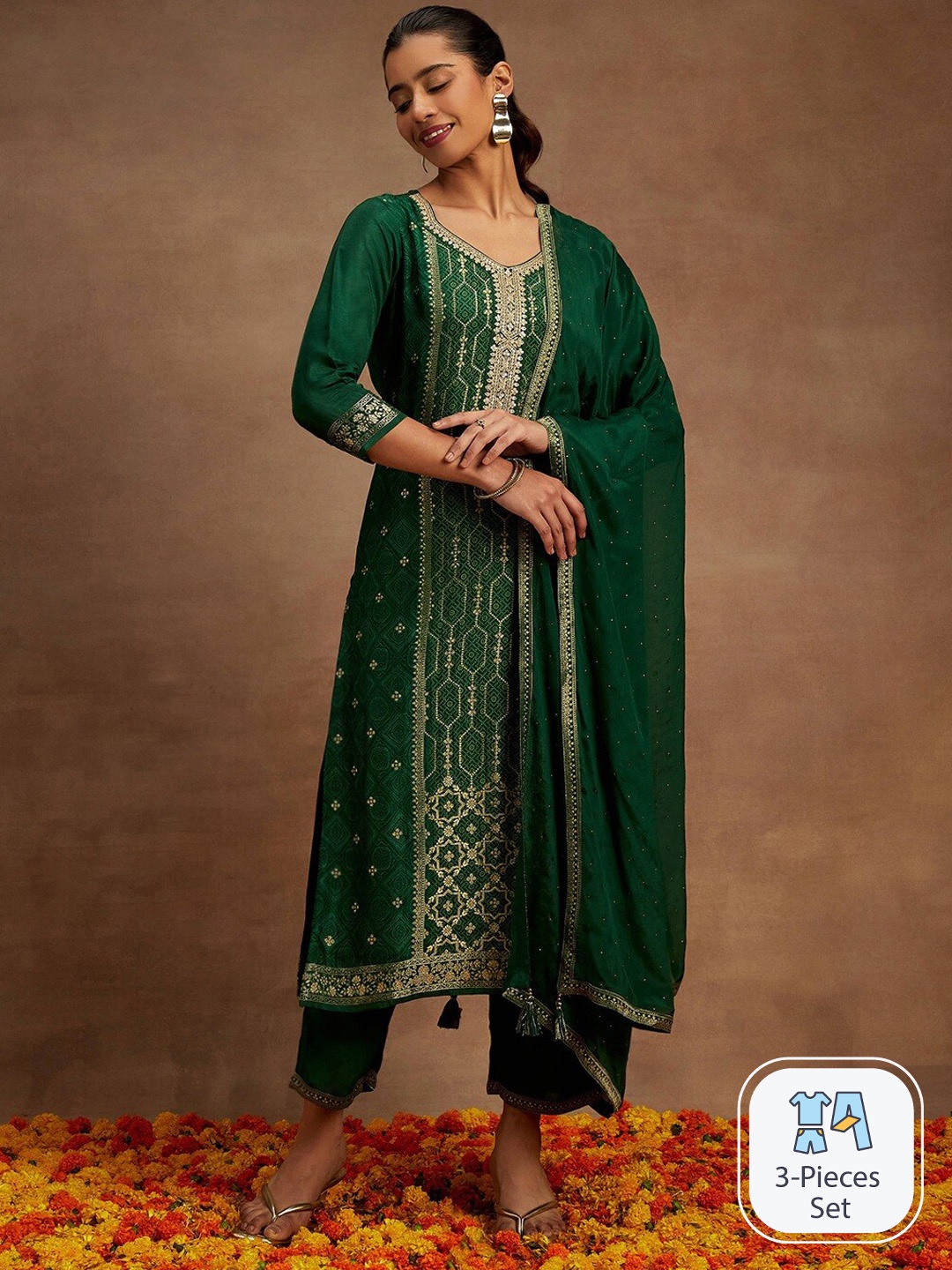 

Libas Ethnic Motifs Woven Design Regular Kurta With Trousers & Dupatta, Green