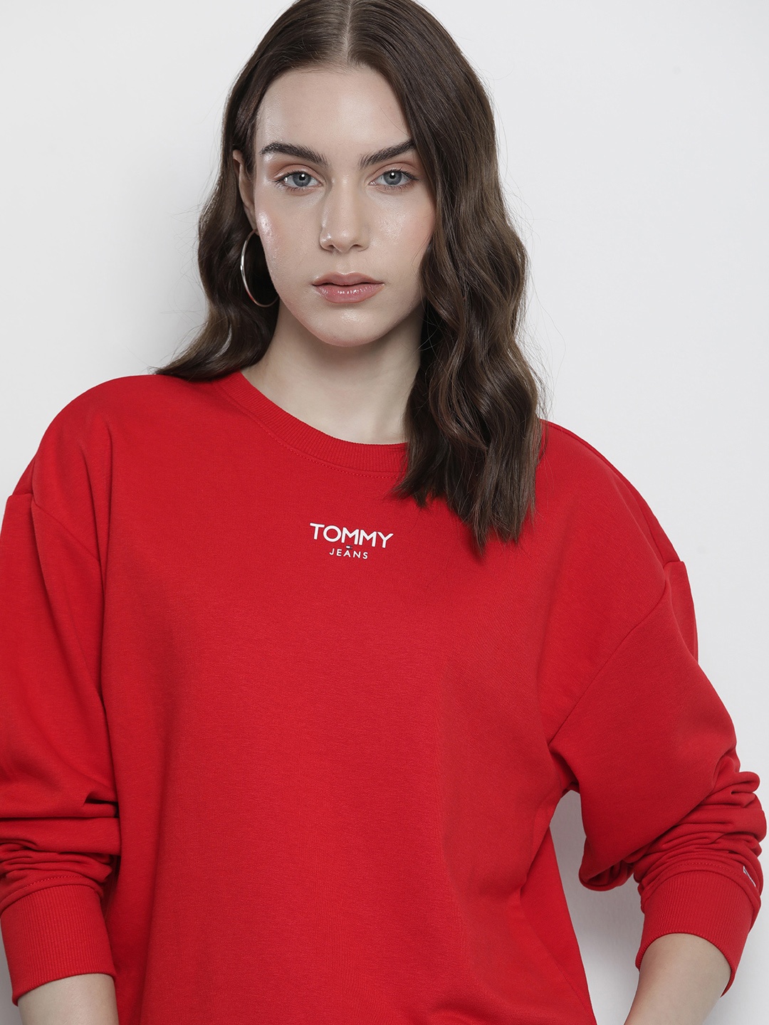 

Tommy Hilfiger Brand Logo Printed Drop Shoulder Sleeves Sweatshirt, Red