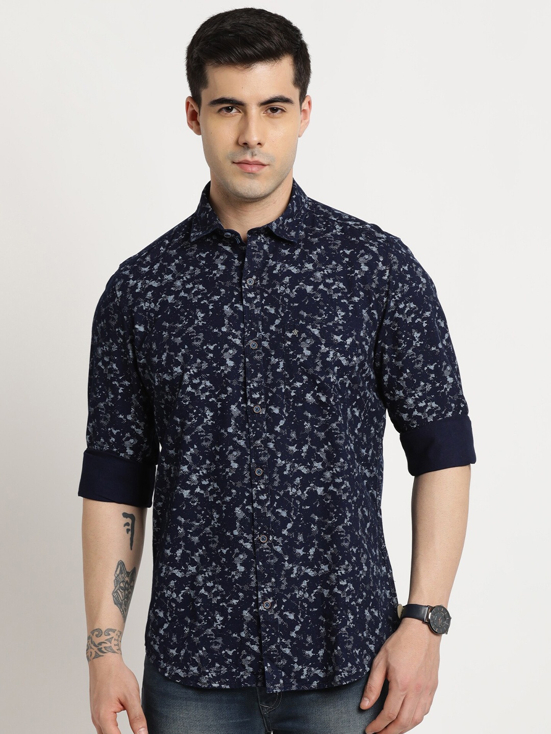 

Turtle Relaxed Abstract Printed Pure Cotton Casual Shirt, Navy blue