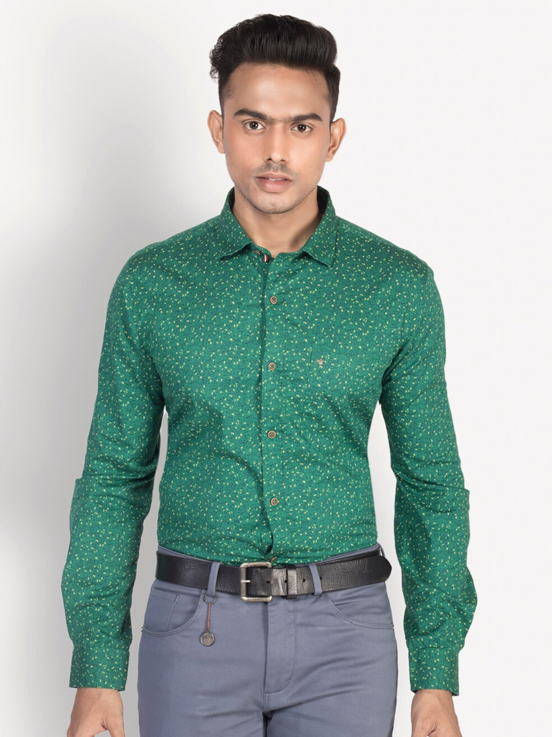 

Turtle Relaxed Slim Fit Floral Printed Pure Cotton Formal Shirt, Green