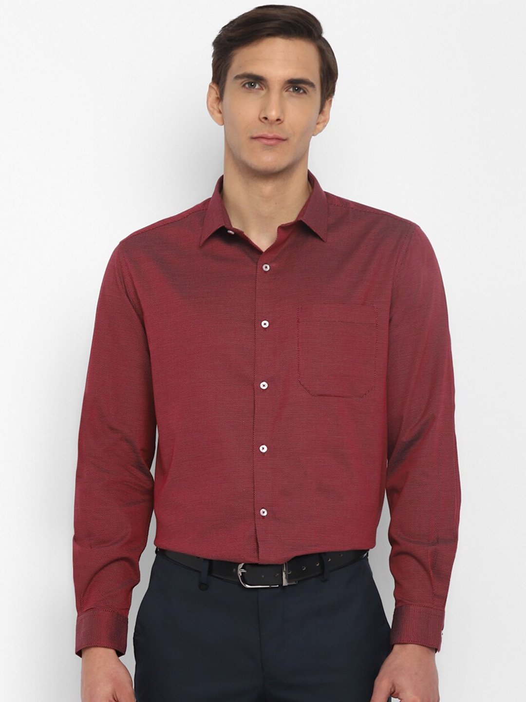 

Turtle Modern Slim Fit Self Design Cotton Formal Shirt, Maroon