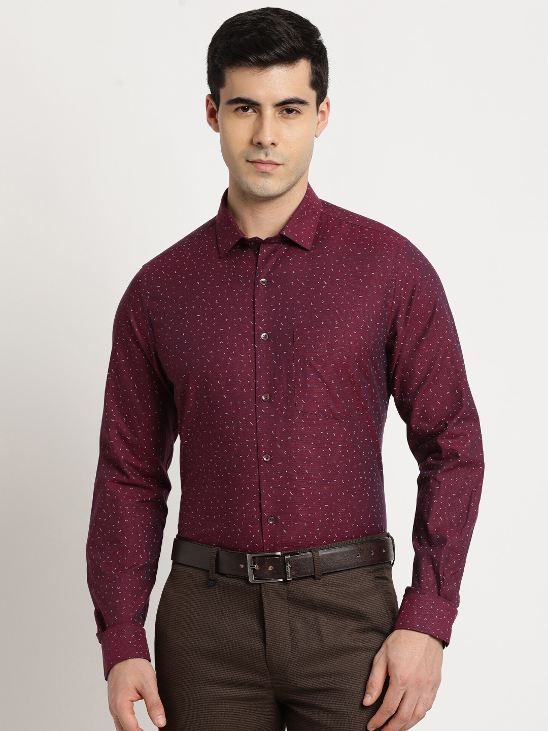 

Turtle Modern Slim Fit Micro Ditsy Printed Pure Cotton Formal Shirt, Maroon