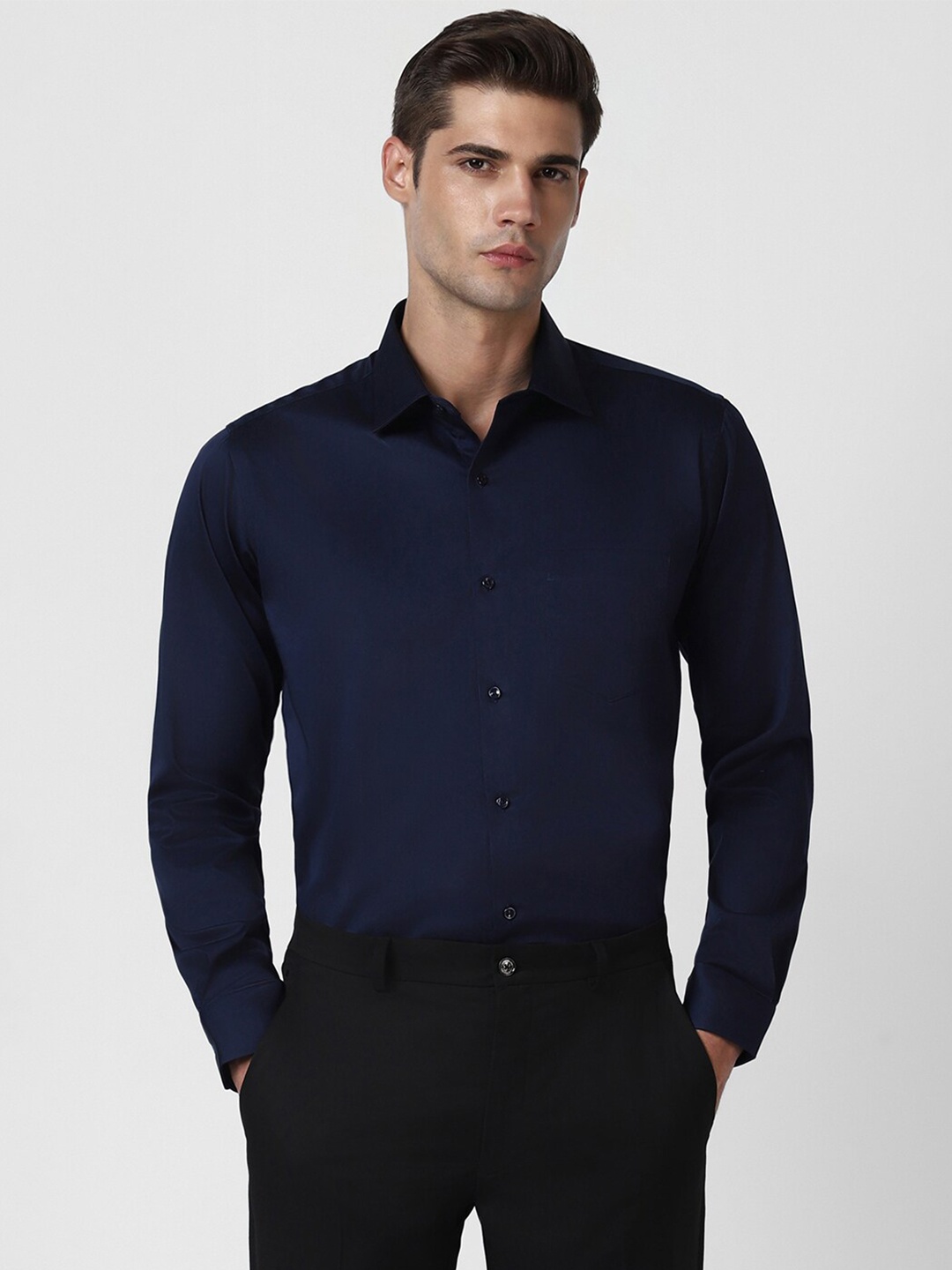 

Van Heusen Spread Collar Formal Shirt, Navy blue