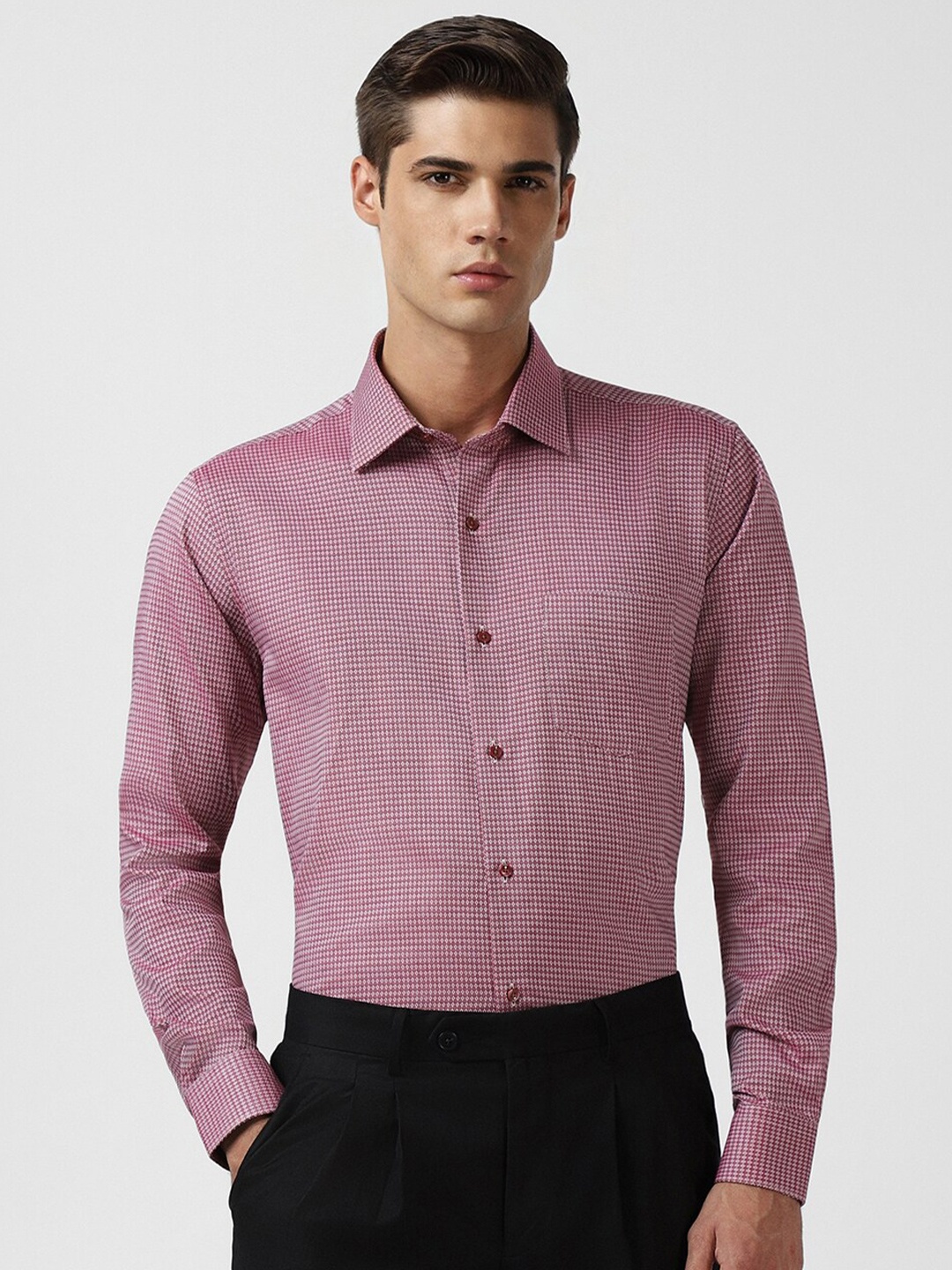 

Van Heusen Micro Ditsy Printed Pure Cotton Formal Shirt, Purple