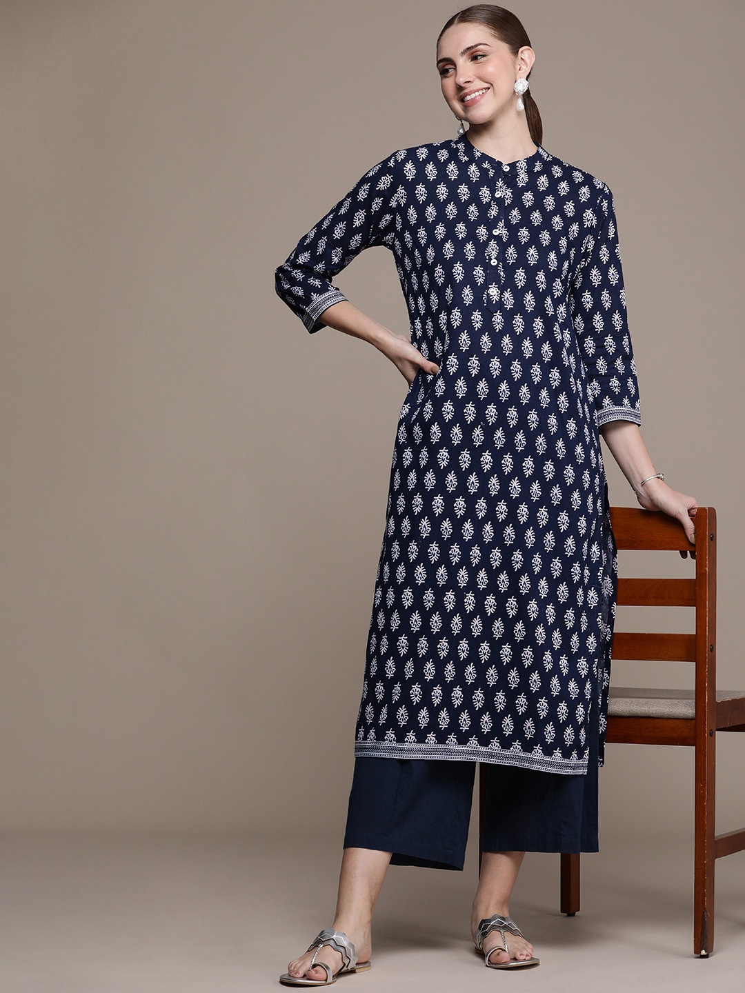 

Anouk Women Ethnic Motifs Printed Straight Kurta, Navy blue