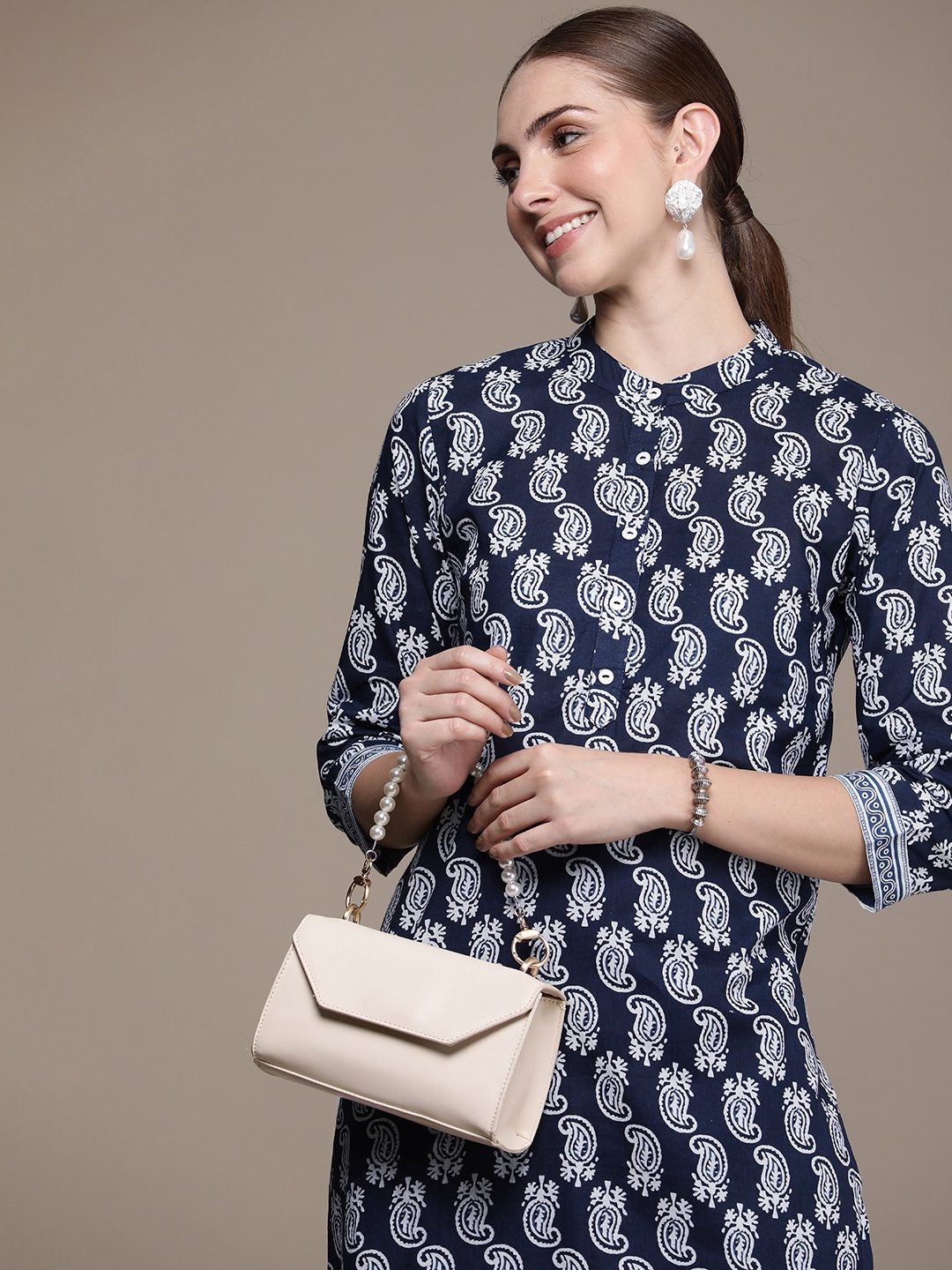 

Anouk Women Ethnic Motifs Printed Straight Kurta, Navy blue