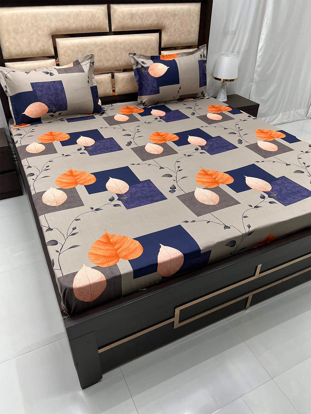 

Pure Decor Velar Sib Grey & Blue Pure Cotton 300 TC King Bedsheet with 2 Pillow Covers