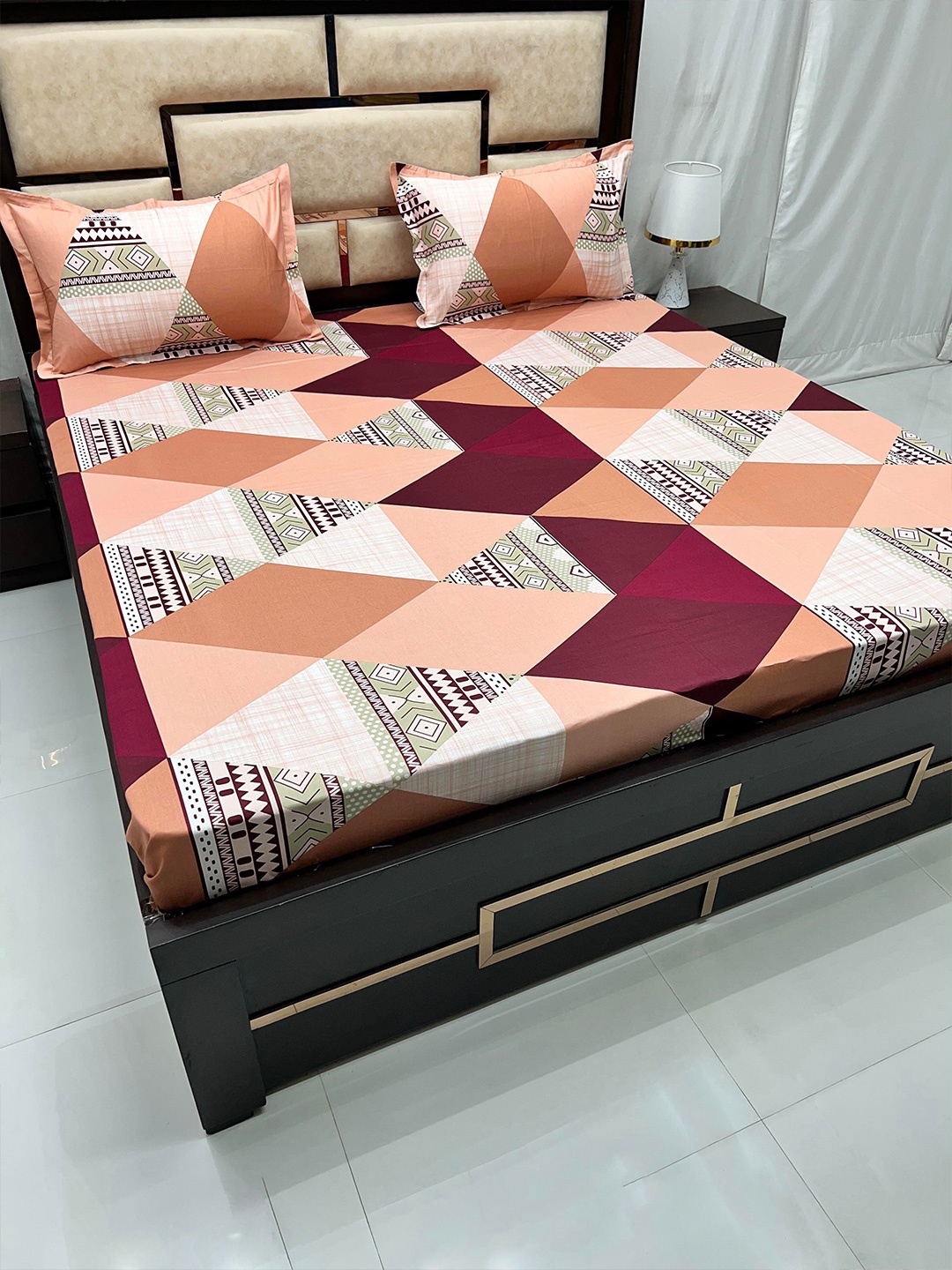 

Pure Decor Velar Sib Peach-Coloured Pure Cotton 300 TC King Bedsheet with 2 Pillow Covers