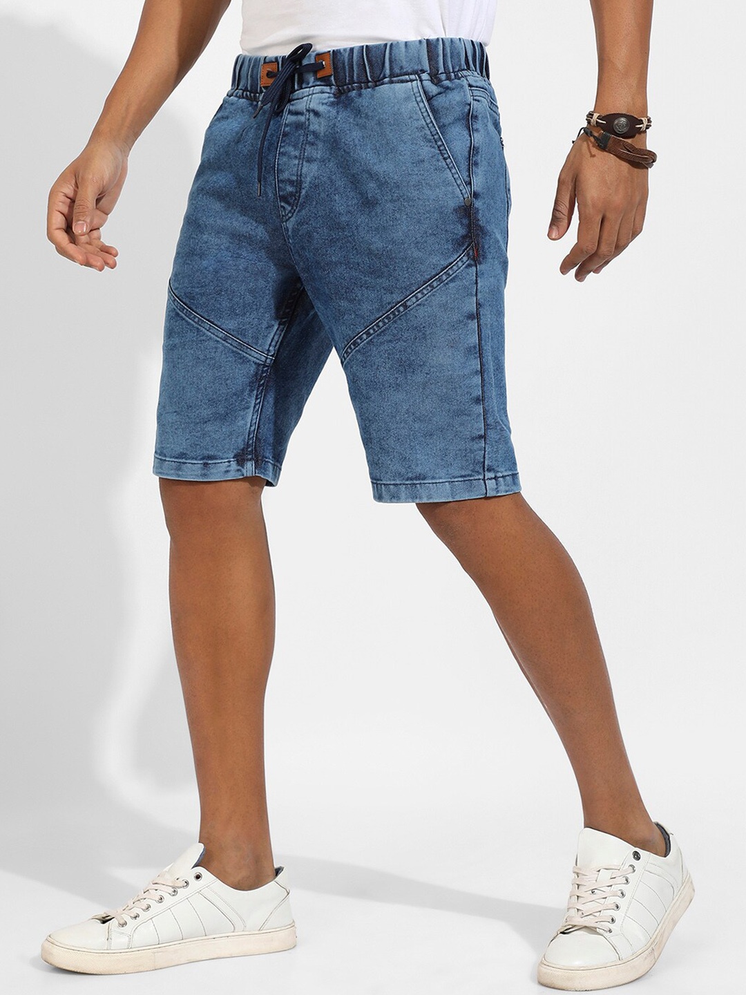 

Campus Sutra Men Washed Cotton Denim Shorts, Blue