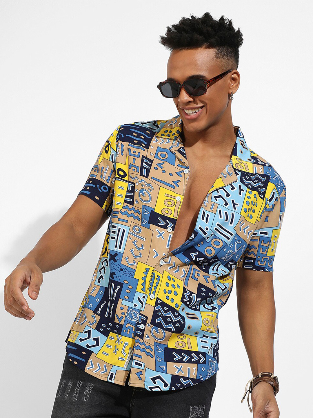 

Campus Sutra Blue Classic Abstract Printed Casual Shirt