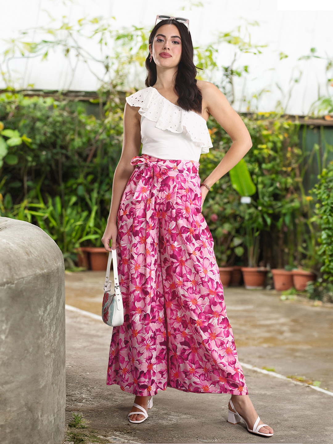 

DressBerry Women Floral Print Flared Palazzos, Pink